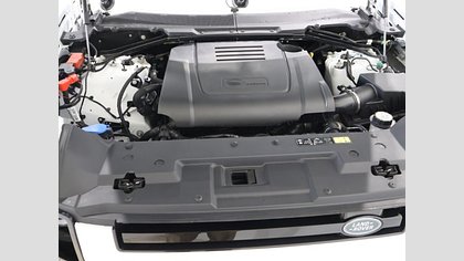 Defender 110 19
