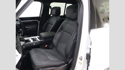 Defender 110 2