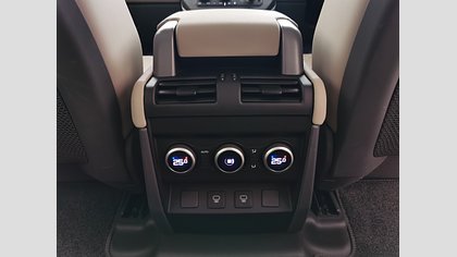 Defender 110 23