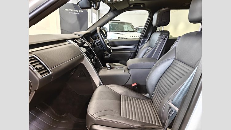 2025 Approved Land Rover Discovery Fuji White AWD Gemini 350PS Auto