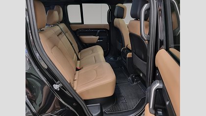 Defender 110 4