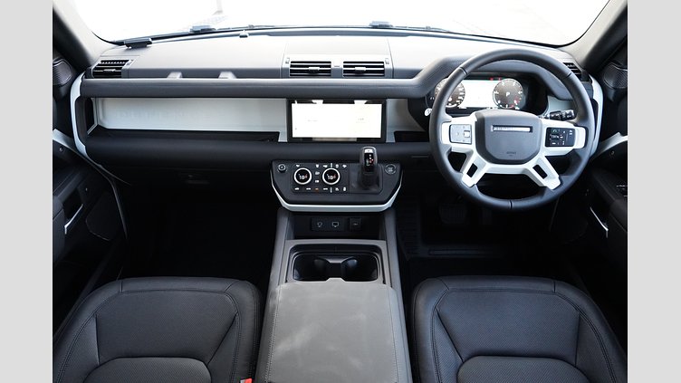 2024 認定中古車 Land Rover Defender 110 フジホワイト D300 AWD（AT） S