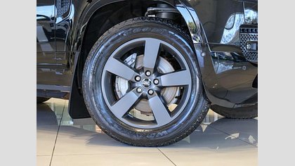 Defender 110 12