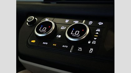 Defender 110 23
