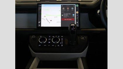 Defender 110 19