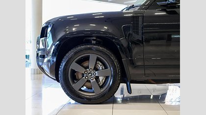 Defender 110 13