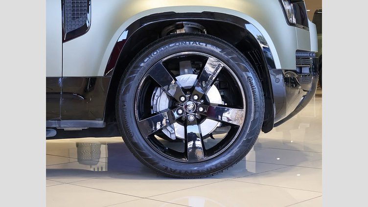 2024 Approved Land Rover Defender 130 Pangea Green D350 D350 X-Dynamic HSE