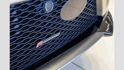 Range Rover Velar 14