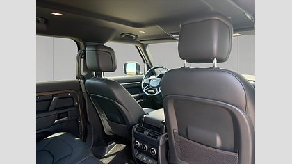 Defender 110 11