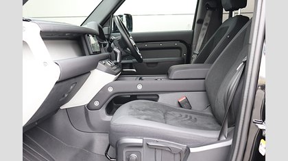 Defender 110 2