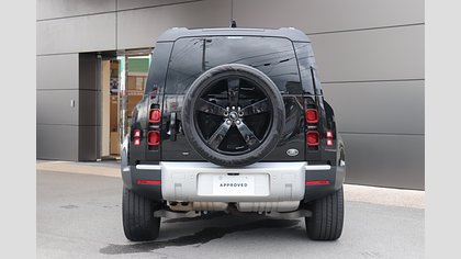 Defender 110 6