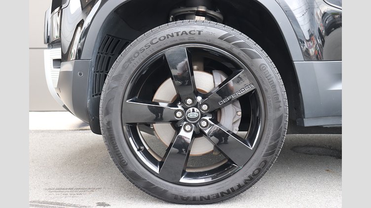 2021 認定中古車 Land Rover Defender 110 サントリーニブラック D300 AWD（AT） S