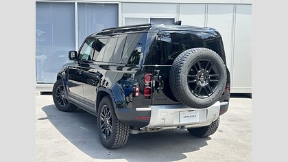 Defender 110 1