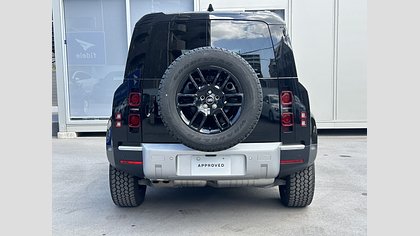 Defender 110 6