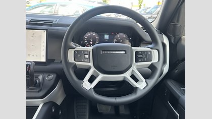 Defender 110 26