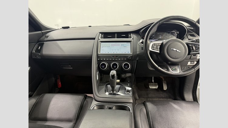 2019 認定中古車 Jaguar E-Pace Fuji White 2.0 litre i4D Diesel S　D180