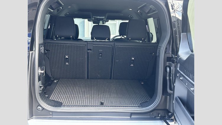 2025 認定中古車 Land Rover Defender 110 サントリーニブラック D350 ディーゼルマイルドハイブリッド S