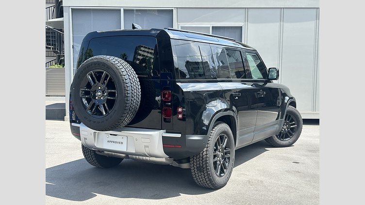 2025 認定中古車 Land Rover Defender 110 サントリーニブラック D350 ディーゼルマイルドハイブリッド S