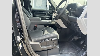 Defender 110 24
