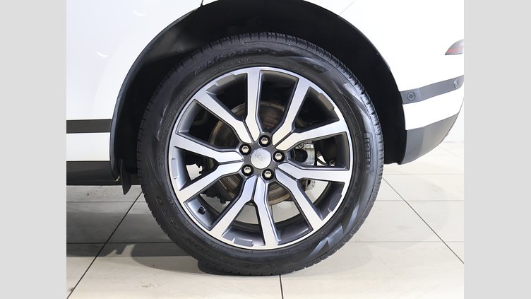 2024 認定中古車 Land Rover Range Rover Evoque Ostuni Pearl White 2.0 litre i4D​ S D200