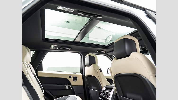 2021 認定中古車 Land Rover Range Rover Sport フジホワイト INGENIUM 3.0L 6気筒ガソリン MHEV 400PS HST