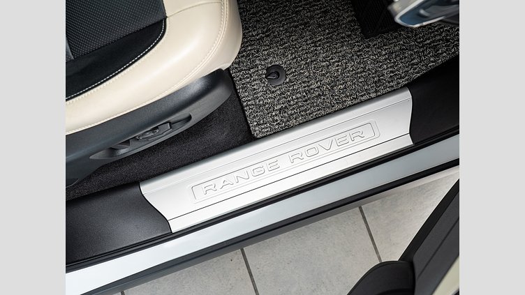 2021 認定中古車 Land Rover Range Rover Sport フジホワイト INGENIUM 3.0L 6気筒ガソリン MHEV 400PS HST