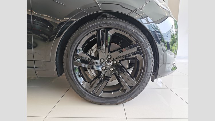 2024 認定中古車 Land Rover Discovery サントリーニブラック D300マイルドハイブリッド（ディーゼル） スタンダードホイールベース Dynamic HSE