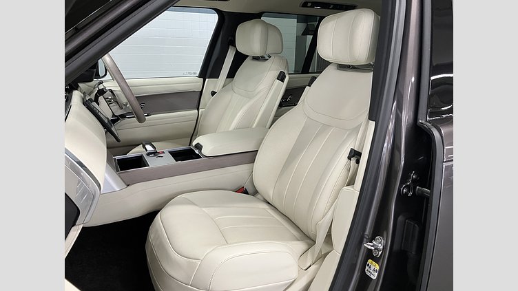 2025 認定中古車 Land Rover Range Rover シャラントグレイ D350 AWD MHEV（AT） スタンダードホイールベース Autobiography