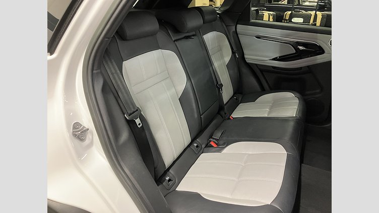2023 認定中古車 Land Rover Range Rover Evoque オストゥーニパールホワイト(取り扱いの有無については、正規ディーラーにお問い合わせください。) D200 AWD（オートマチック）MHEV R-DYNAMIC SE