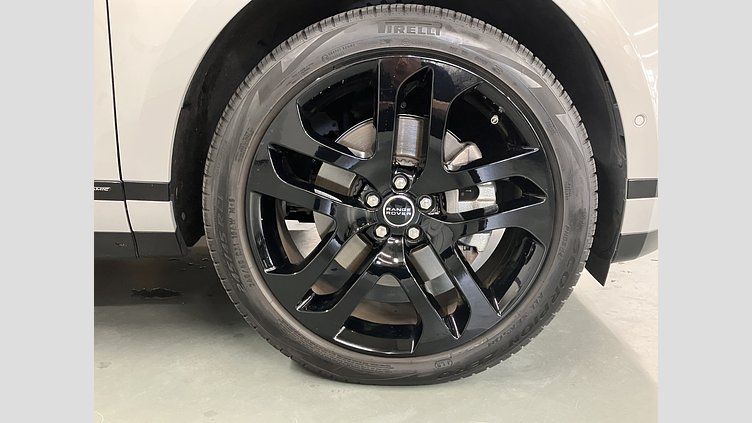 2019 認定中古車 Land Rover Range Rover Evoque ソウルパールシルバー D180 FIRST EDITION