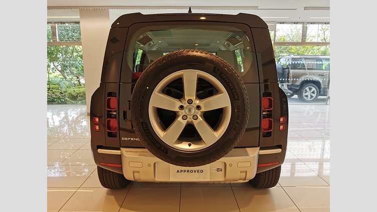 2025 認定中古車 Land Rover Defender 110 サントリーニブラック D350 ディーゼルマイルドハイブリッド S