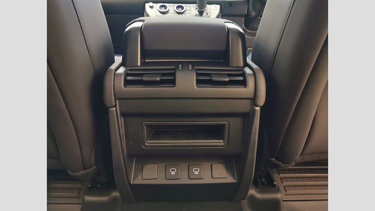 2025 認定中古車 Land Rover Defender 110 ゴンドワナストーン D350 ディーゼルマイルドハイブリッド S