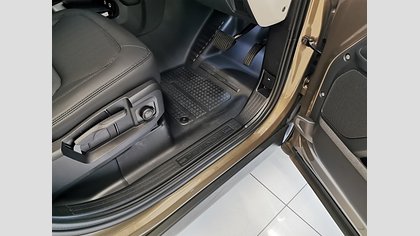 Defender 110 31