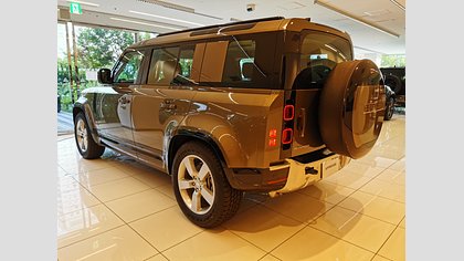Defender 110 1