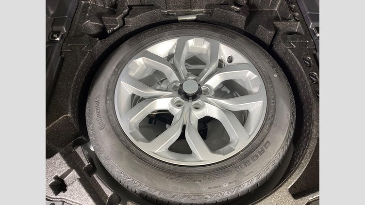 2016 認定中古車 Land Rover Discovery Sport Yulong White 2.0 litre Si4 Petrol HSE