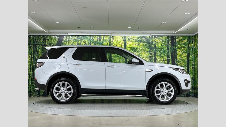 2016 認定中古車 Land Rover Discovery Sport Yulong White 2.0 litre Si4 Petrol HSE