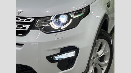 Discovery Sport 9