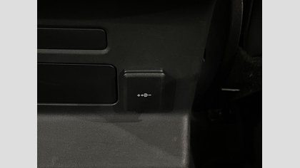 Range Rover Velar 23