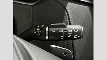 Range Rover Velar 16