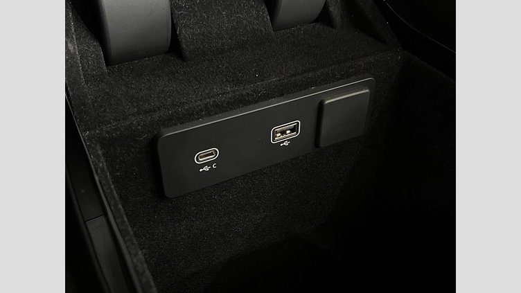 2023 認定中古車 Land Rover Range Rover Velar Santorini Black 2.0 litre i4D​ R-DYNAMIC Ｓ