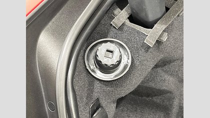 XE 24