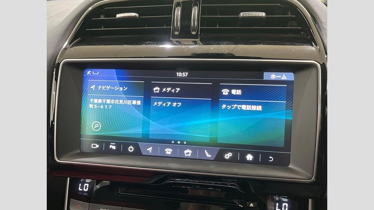 2017 認定中古車 Jaguar XE Firenze Red ディーゼル　D180 R-SPORTS
