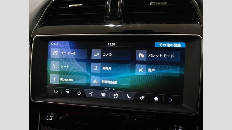 2017 認定中古車 Jaguar XE Firenze Red ディーゼル　D180 R-SPORTS