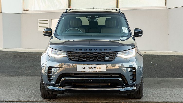 2026 Approved Land Rover Discovery Varesine Blue D350 Dynamic HSE