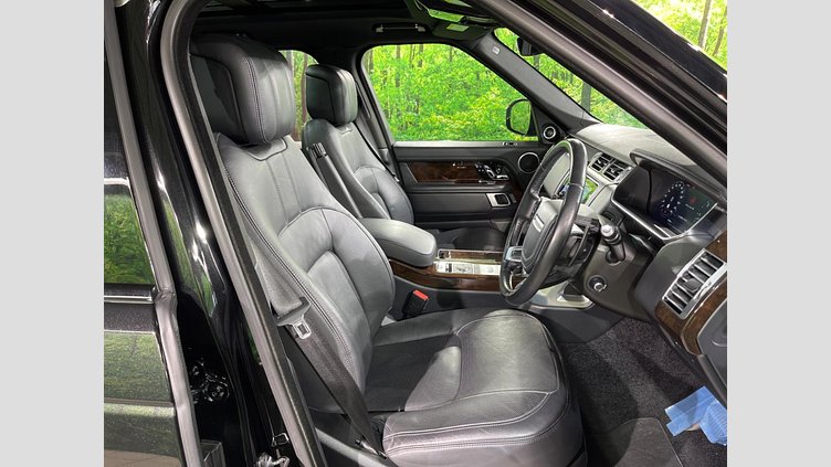 2021 認定中古車 Land Rover Range Rover サントリーニブラック 3.0リッターV6 258PS ディーゼル スタンダードホイールベース VOGUE