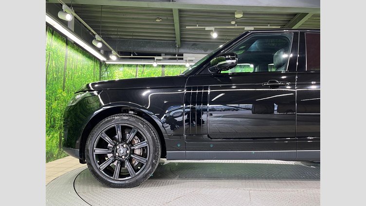 2021 認定中古車 Land Rover Range Rover サントリーニブラック 3.0リッターV6 258PS ディーゼル スタンダードホイールベース VOGUE