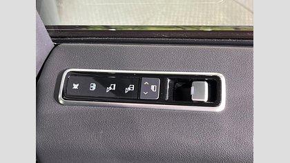 Range Rover 66