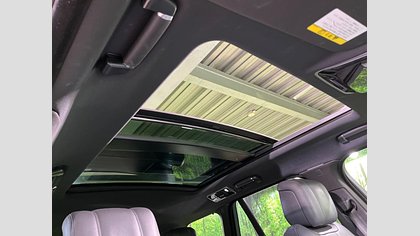 Range Rover 10