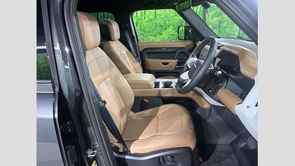 Defender 110 19