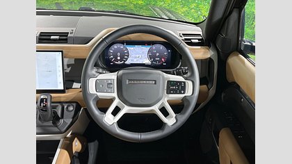 Defender 110 33